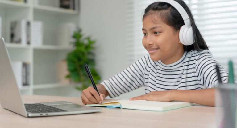 OFALycée : l’excellence éducative bilingue en ligne pour votre enfant