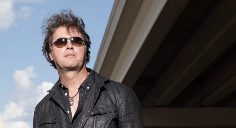 Après le milliard, la nouvelle vie rock de l'entrepreneur Christophe Lavigne