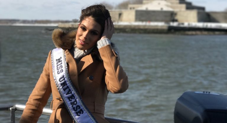 Miss Univers : "À New York, j'ai l'impression d'être dans un film"