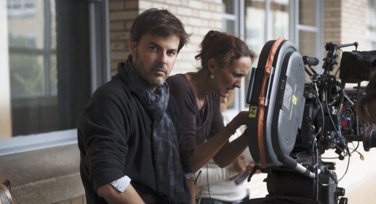 François Ozon : "Parfois, on a besoin de mensonges et de secrets"