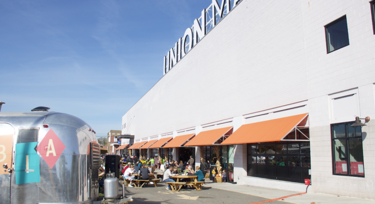 Les meilleurs « food halls » à tester à Washington