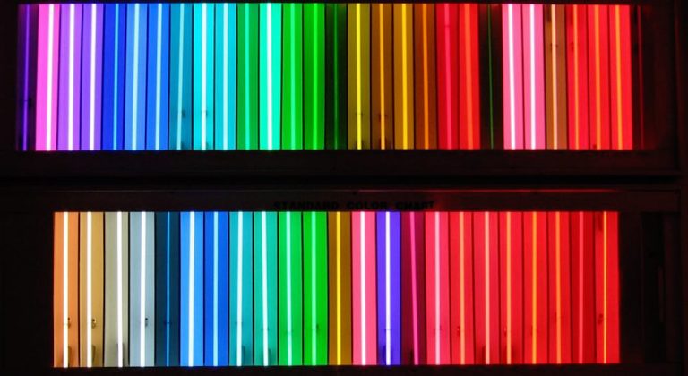À Let There Be Neon, le néon ne meurt jamais