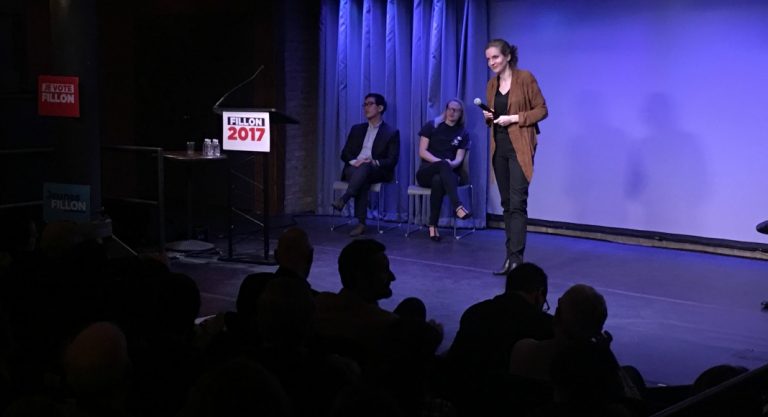 NKM en mode stand-up pour François Fillon à New York