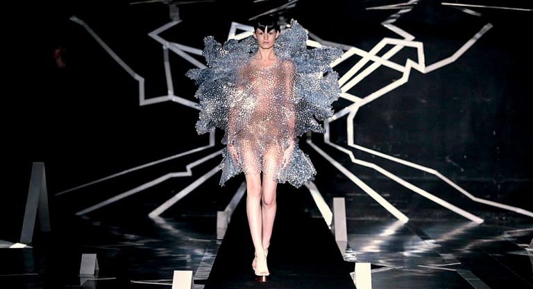 Iris van Herpen : l'exposition enchanteresse à Dallas