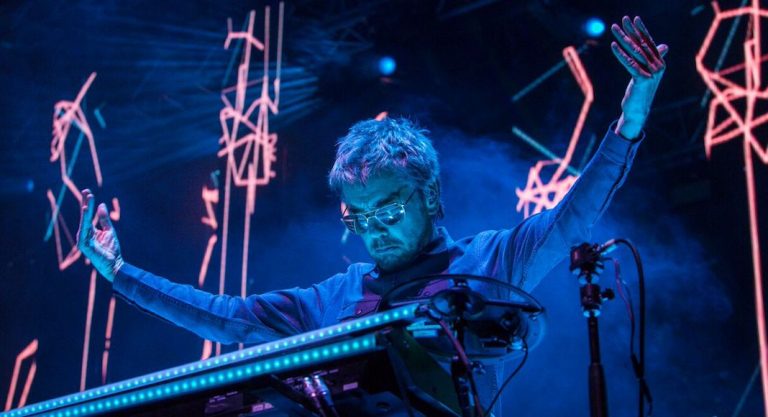Jean-Michel Jarre aux Etats-Unis : "La musique électro a un rôle politique à jouer"