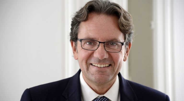 Législatives 2017: Frédéric Lefebvre lance sa campagne à San Francisco
