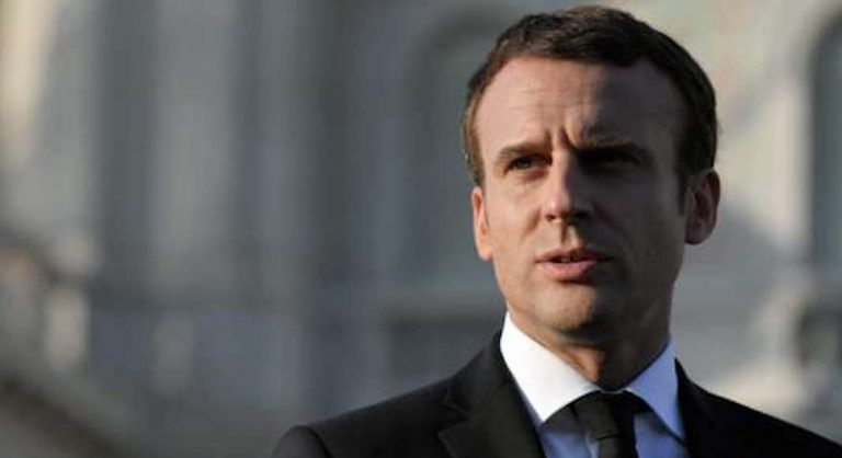 Lu dans la presse US: Macron, "l'anti-Trump" devenu aussi impopulaire que Trump