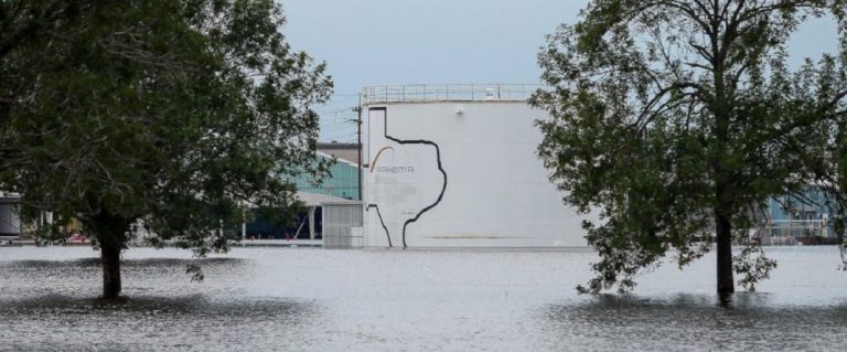 Explosions dans l'usine chimique du groupe français Arkema au Texas