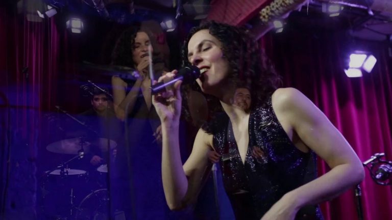 Jazz et chansons françaises avec Chloé Perrier au Cornelia Street Cafe