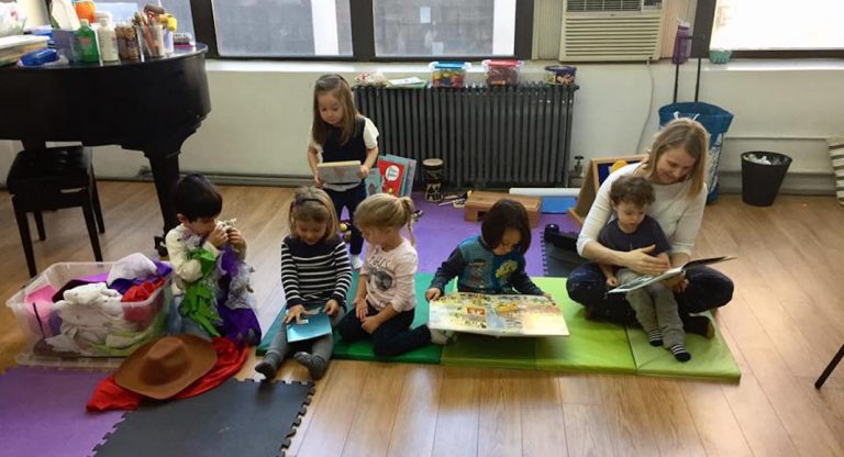 Une Française lance une école d'immersion linguistique à Queens