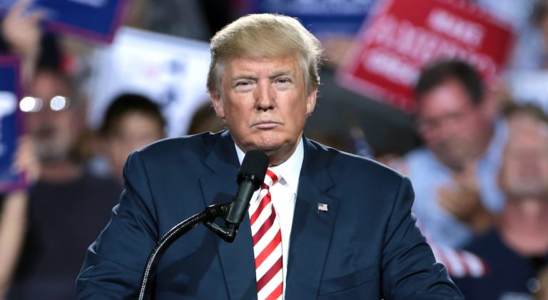 Inquiétudes autour du futur du J-1 sous Donald Trump