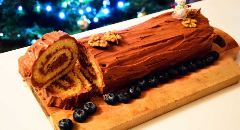 Bûche de Noël et vin chaud à l'Alliance française de Washington