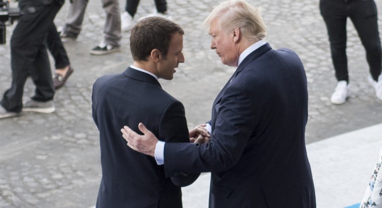 Trump twitte sur les Gilets jaunes: "J'aime la France"