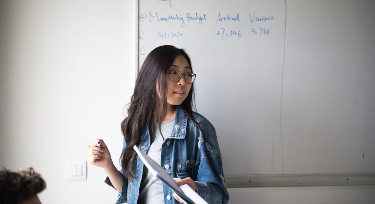 HEC lance son programme d'été Youth Leadership destiné aux lycéens