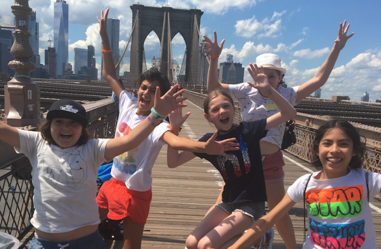 Des camps d'été pour des vacances en français à New York