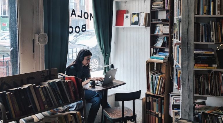 Molasses Books: Bushwick se livre