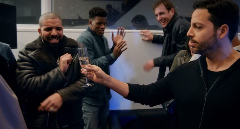 Le magicien-cascadeur David Blaine vient envoûter Miami