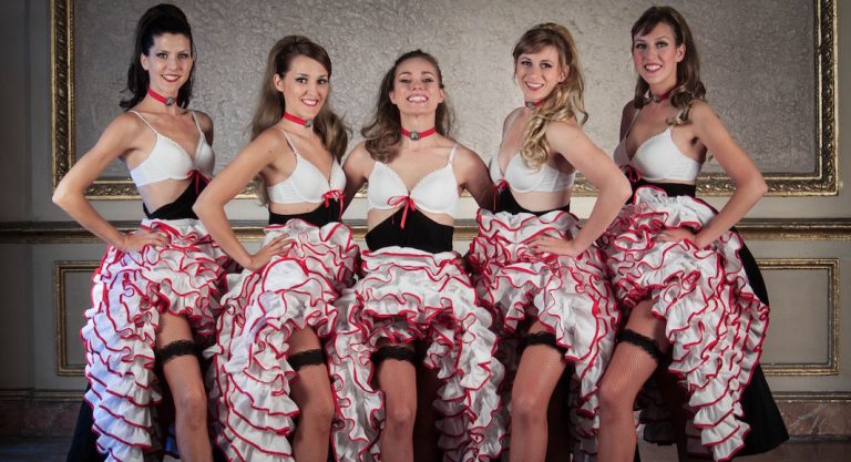 Cabaret Versatile transporte son Paris sexy au Hollywood Fringe