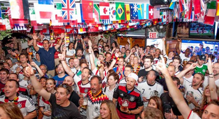 Un tour des bars pour soutenir chaque équipe de la Coupe du Monde à New York
