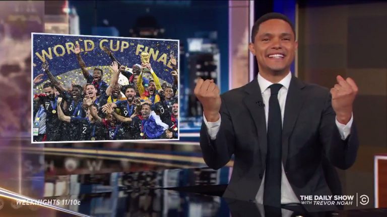 Trevor Noah félicite l'Afrique pour "avoir gagné la Coupe du monde"