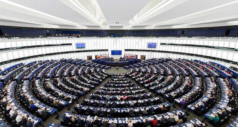 Américains accidentels: le Parlement européen s'en mêle