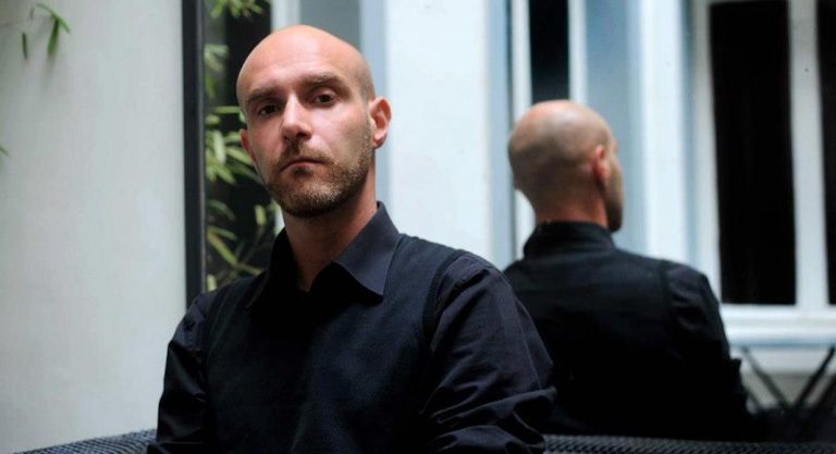 Le DJ français Vitalic en tournée à San Francisco