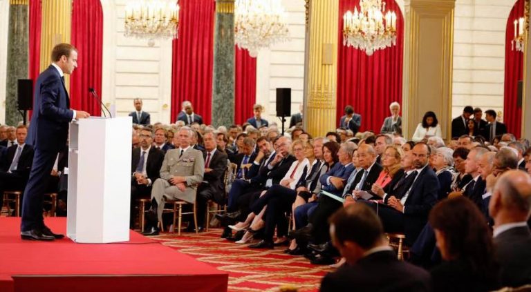 Macron annonce une réforme de l'enseignement français à l'étranger pour l'automne