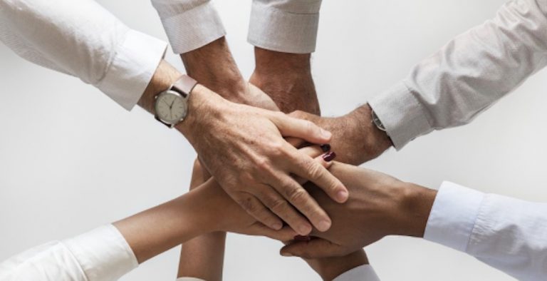 Soutien psychologique: le consulat à Houston cherche des volontaires au Texas