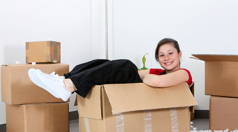 Homebox: le garde-meuble des futurs expatriés