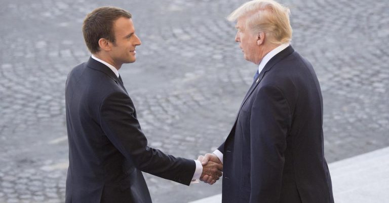 Les "Américains accidentels" reçoivent le soutien de Macron
