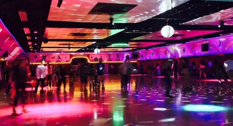 Un "roller disco" très Harry Potter à Los Angeles le 25 août