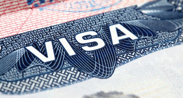 Les rejets de visas H-1B ont fortement augmenté