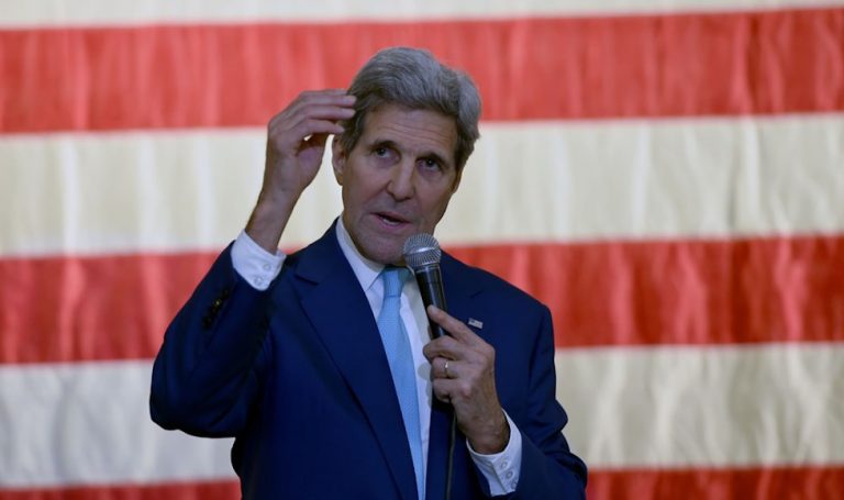 Un déjeuner-dédicaces avec John Kerry à Dallas