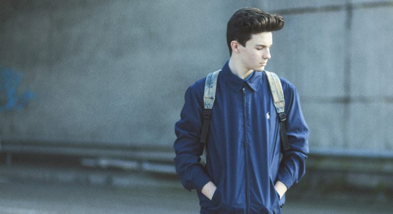 L'étoile montante de l'électro français Petit Biscuit débarque à New York