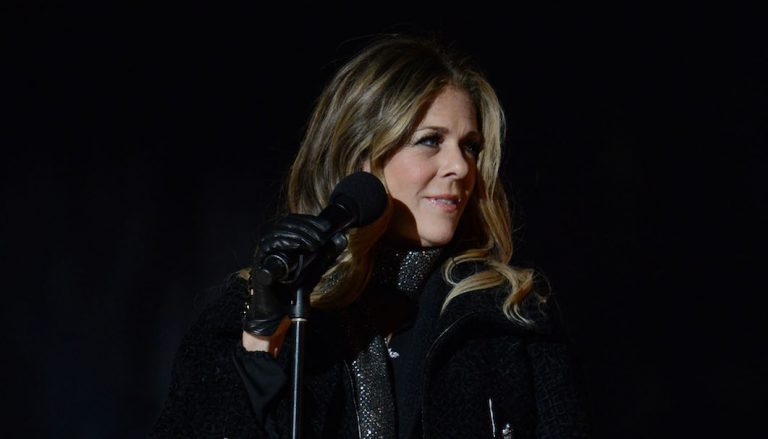 Rita Wilson récompensée par les Amis américains de Blérancourt à New York