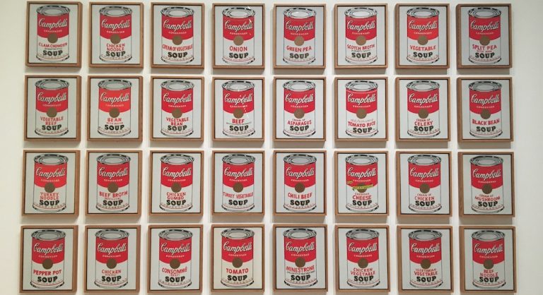 Le Whitney Museum rend hommage à Andy Warhol