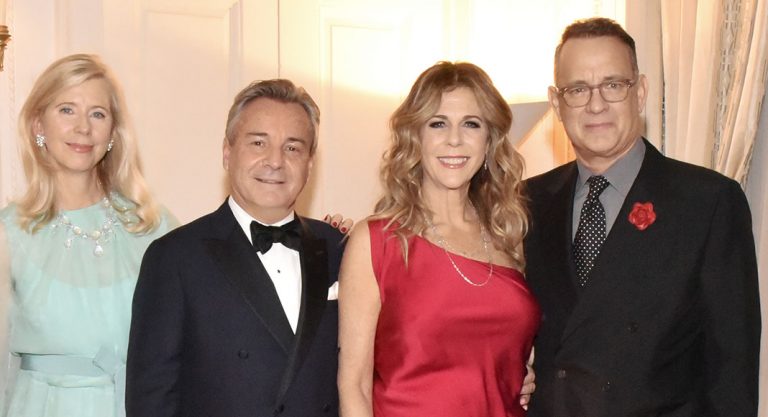 Rita Wilson brille, Tom Hanks discret au gala des Amis américains de Blérancourt