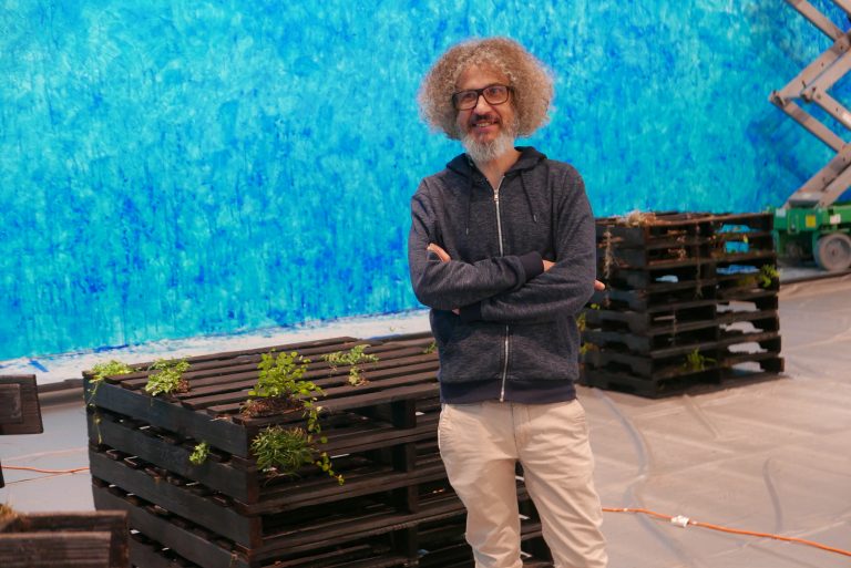 Michel Blazy, un magicien du vivant à Houston