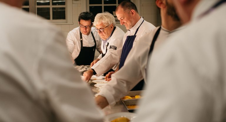 Photos: Quinze grands chefs (et une cuisine) au "Dîner du siècle" à Washington