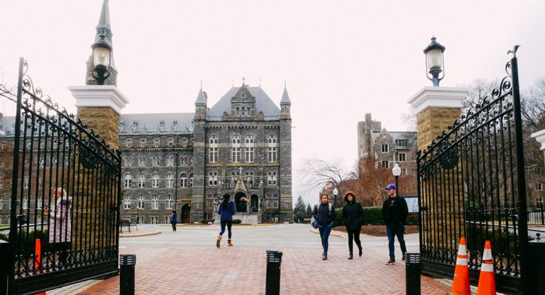 L’université Georgetown invite à discuter de l’islamophobie en France