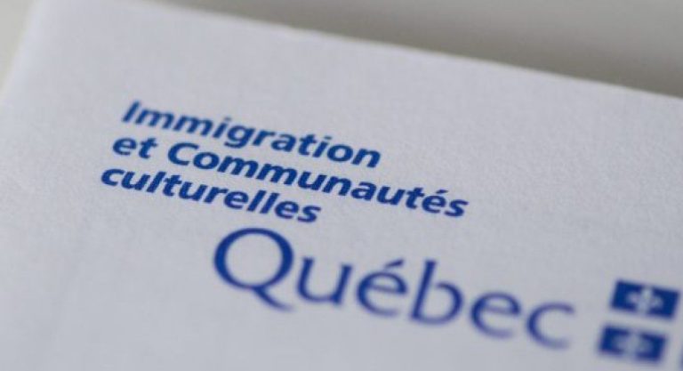 Projet de loi 9 : des Français "pris au piège" par le gouvernement québécois