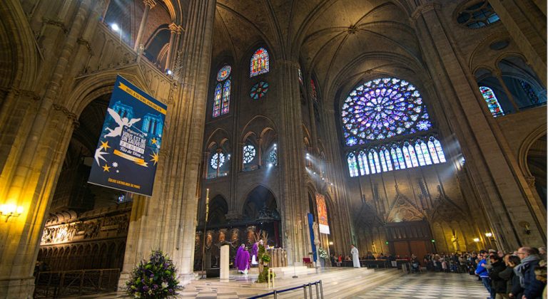 Une prière pour Notre-Dame de Paris à Brooklyn