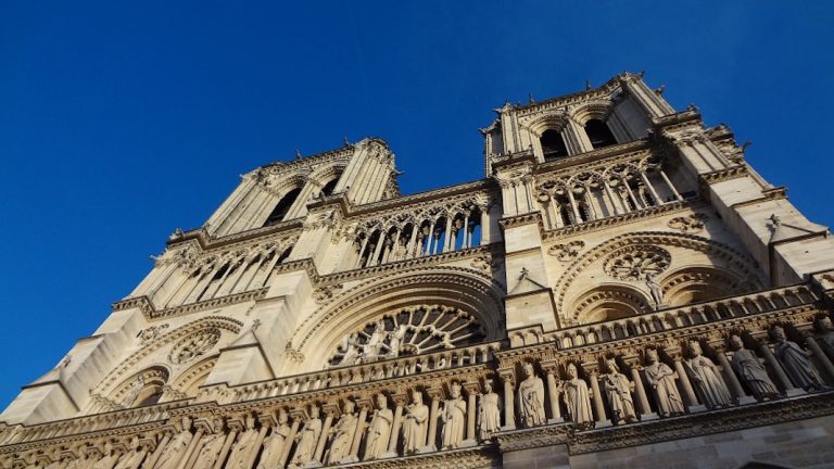 Notre-Dame de Paris: "L'enjeu est de faire durer la passion pour la cathédrale"