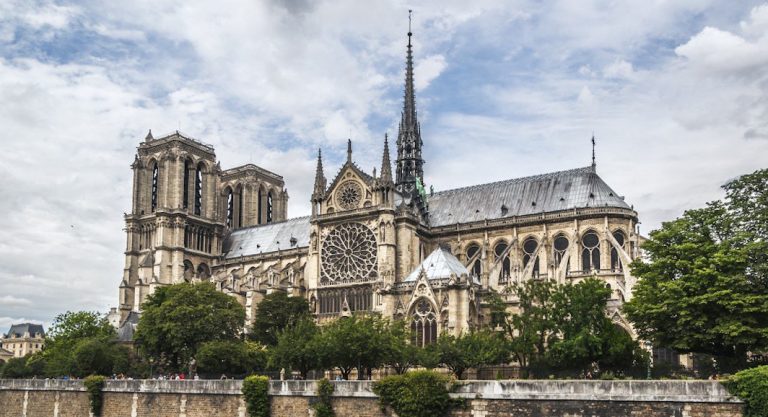 Un concert en l'honneur de Notre-Dame de Paris à New York