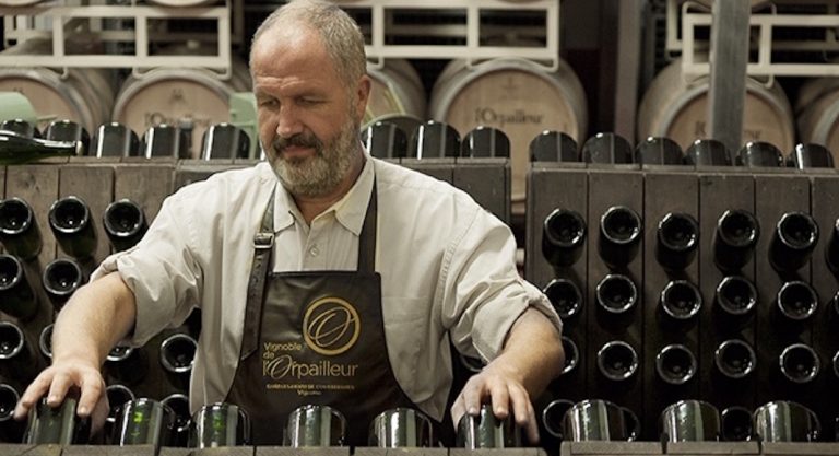 Podcast Vino Vidi Vici, épisode 1: Charles-Henri de Coussergues, un vigneron chez les chercheurs d'or du Québec