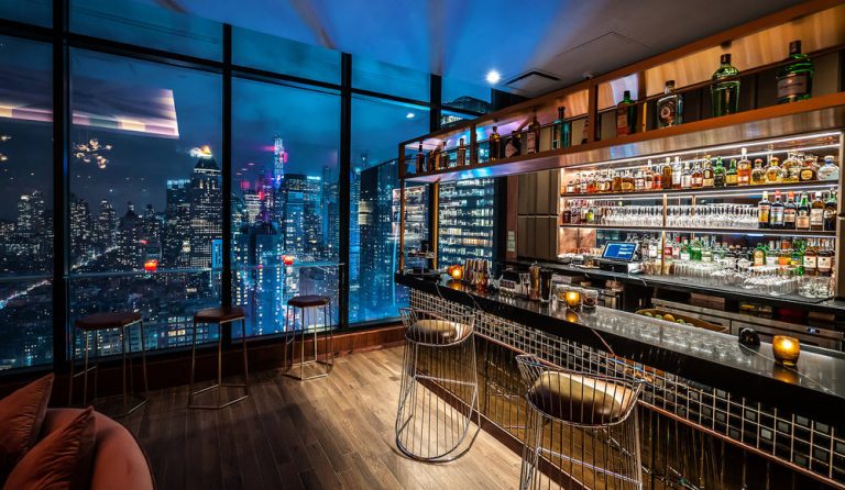 6 nouveaux rooftops où boire un verre cet été