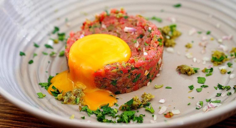 Où manger un bon steak tartare à New York ?