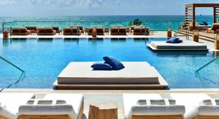 6 "rooftop pools" pour buller à Miami