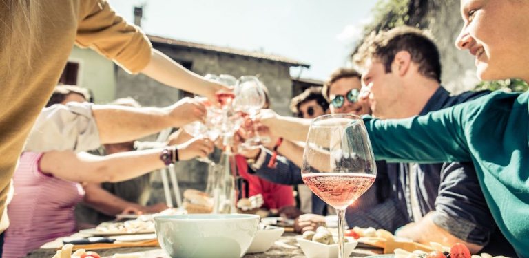 Un "apéro des nouveaux" et un barbecue avec Austin Accueil