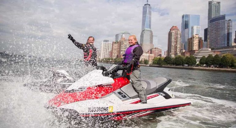 Combien ça coûte: un tour de jet ski à New York ?